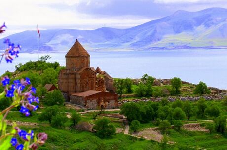 Kars Tatvan Van